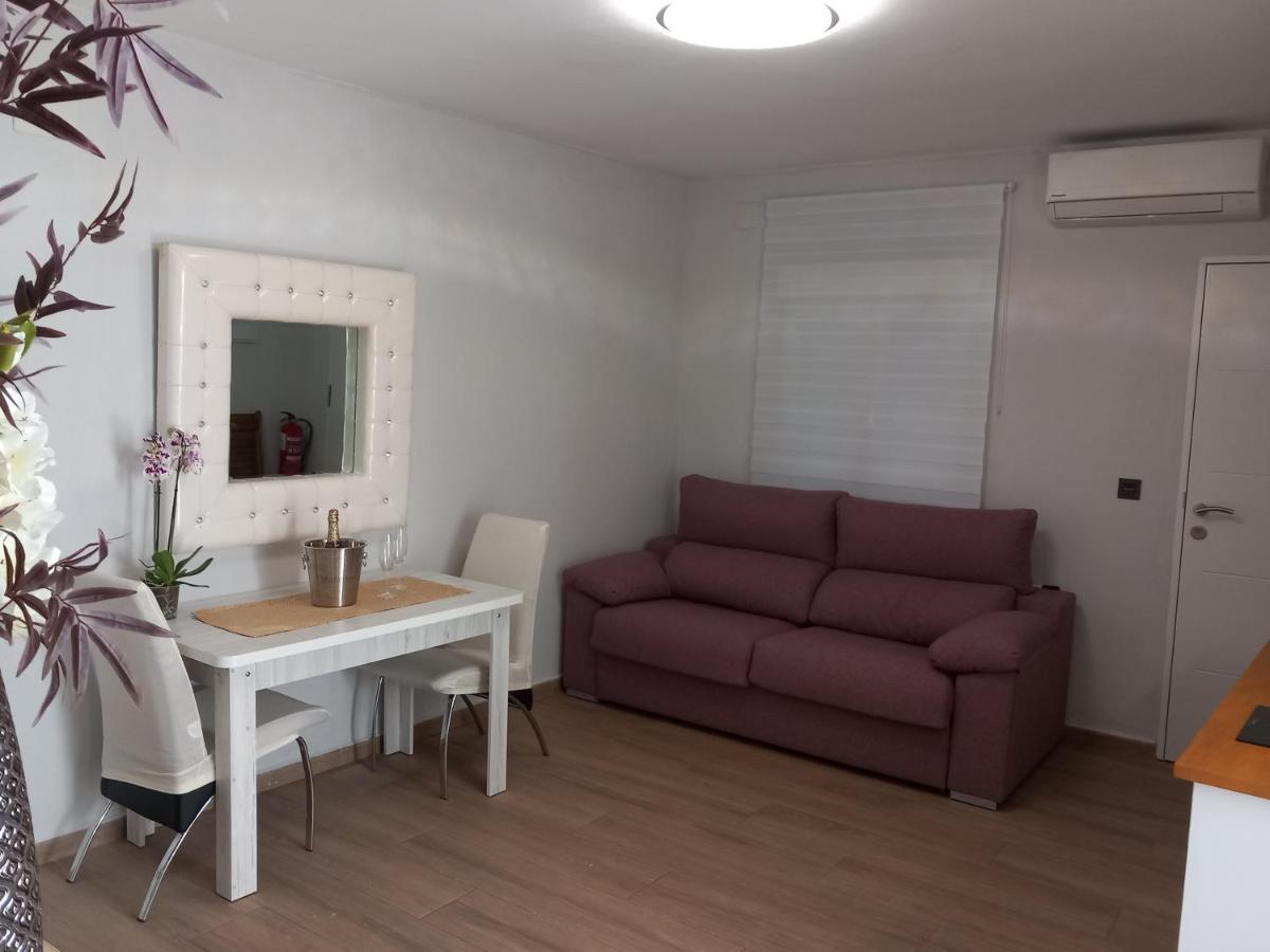 Apartamentos De La Haya & Suite Con Jacuzzi, Junto Al Teatro Romano Mérida Exterior photo