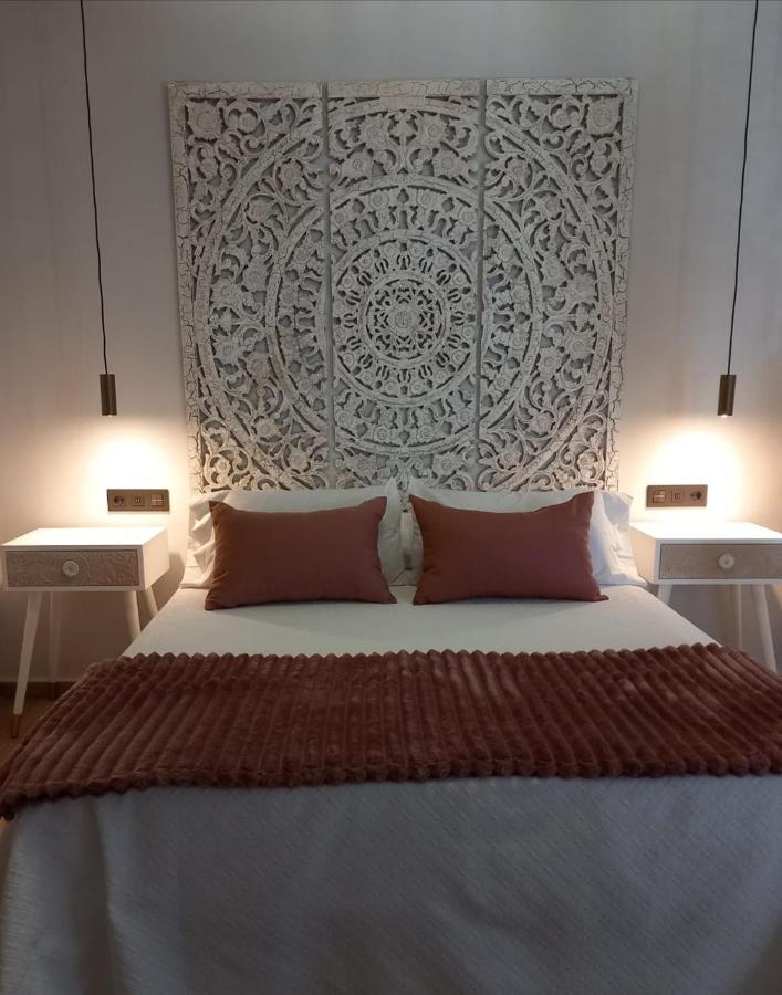 Apartamentos De La Haya & Suite Con Jacuzzi, Junto Al Teatro Romano Mérida Exterior photo