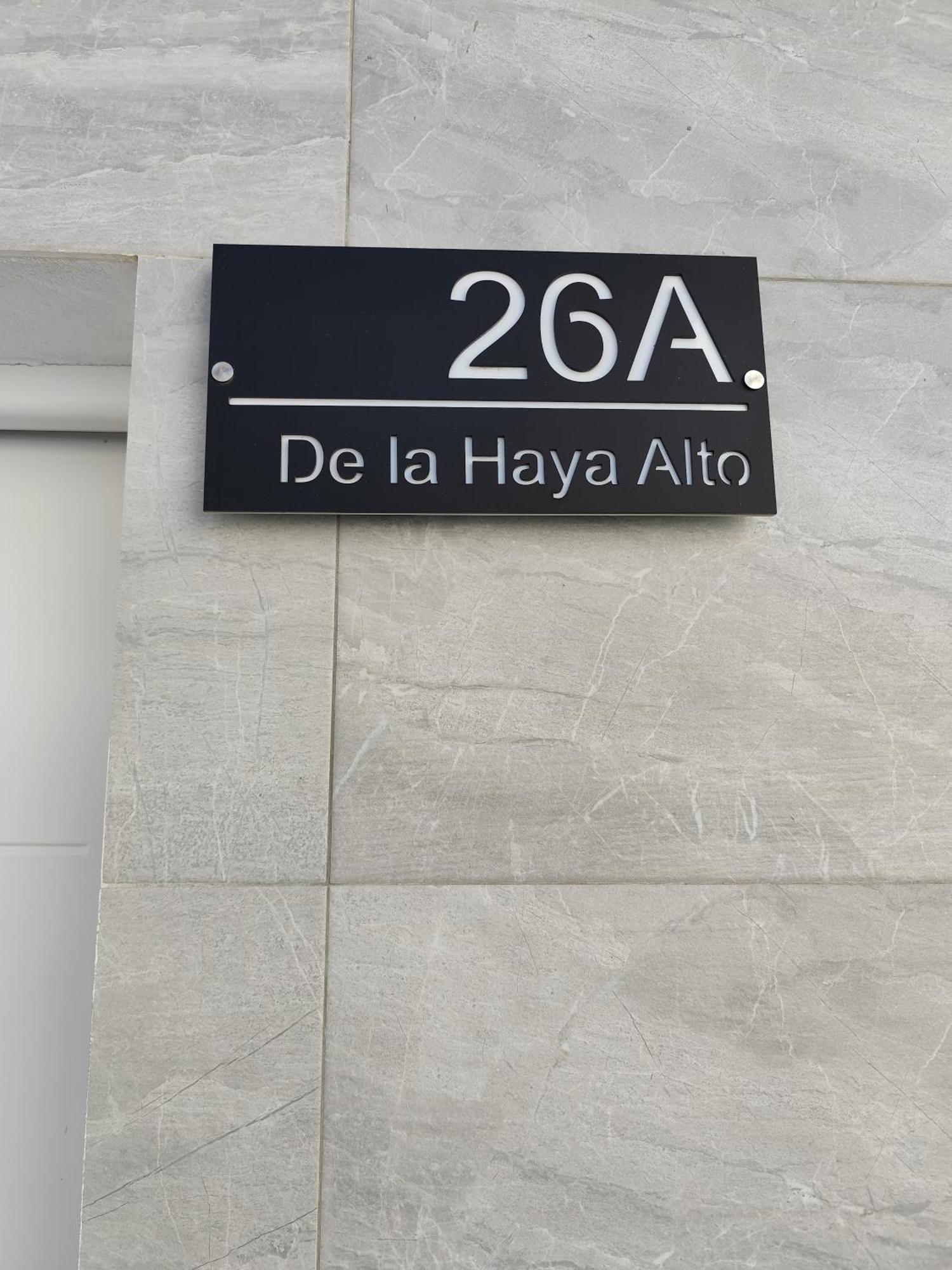 Apartamentos De La Haya & Suite Con Jacuzzi, Junto Al Teatro Romano Mérida Exterior photo