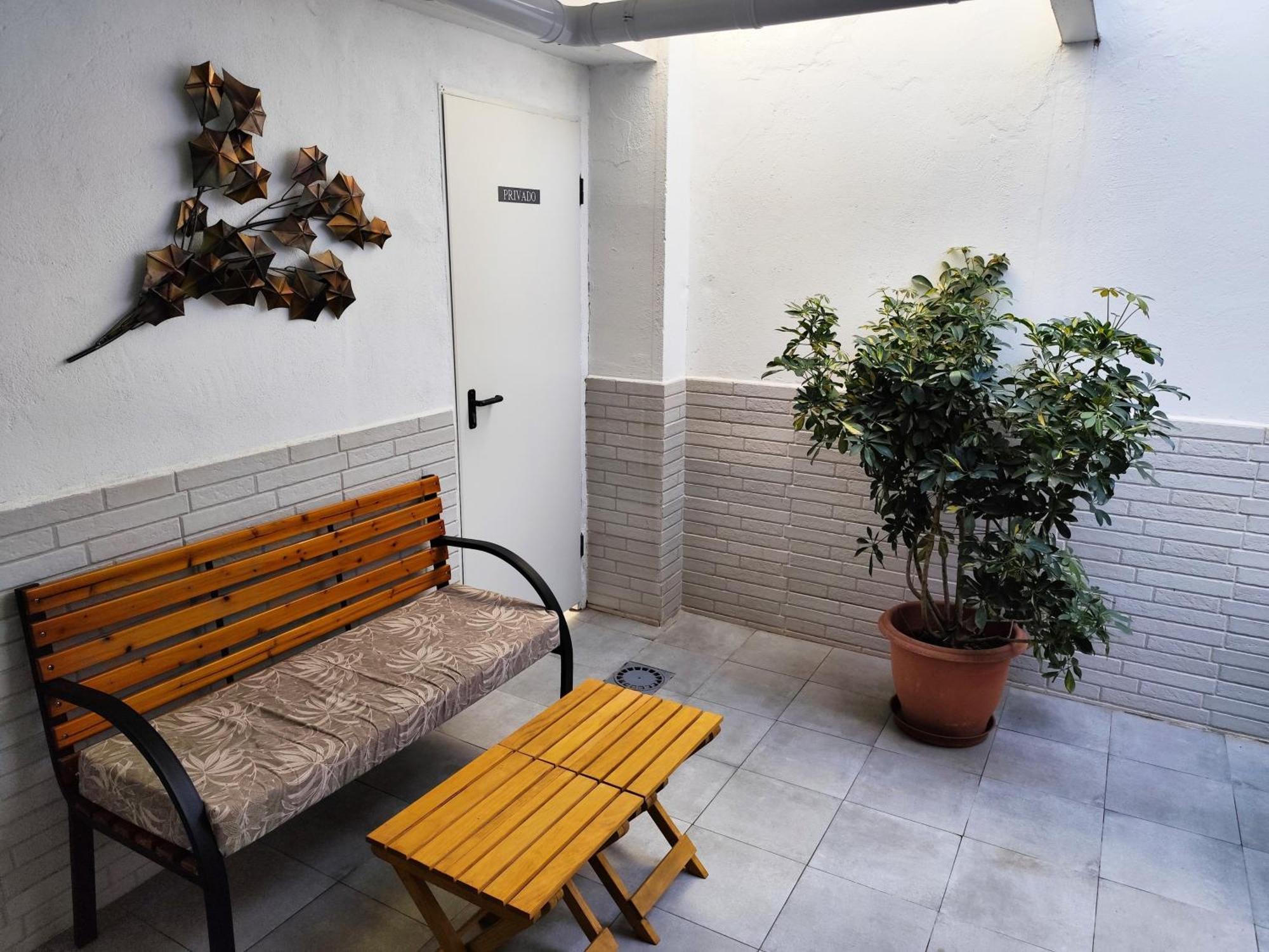 Apartamentos De La Haya & Suite Con Jacuzzi, Junto Al Teatro Romano Mérida Exterior photo