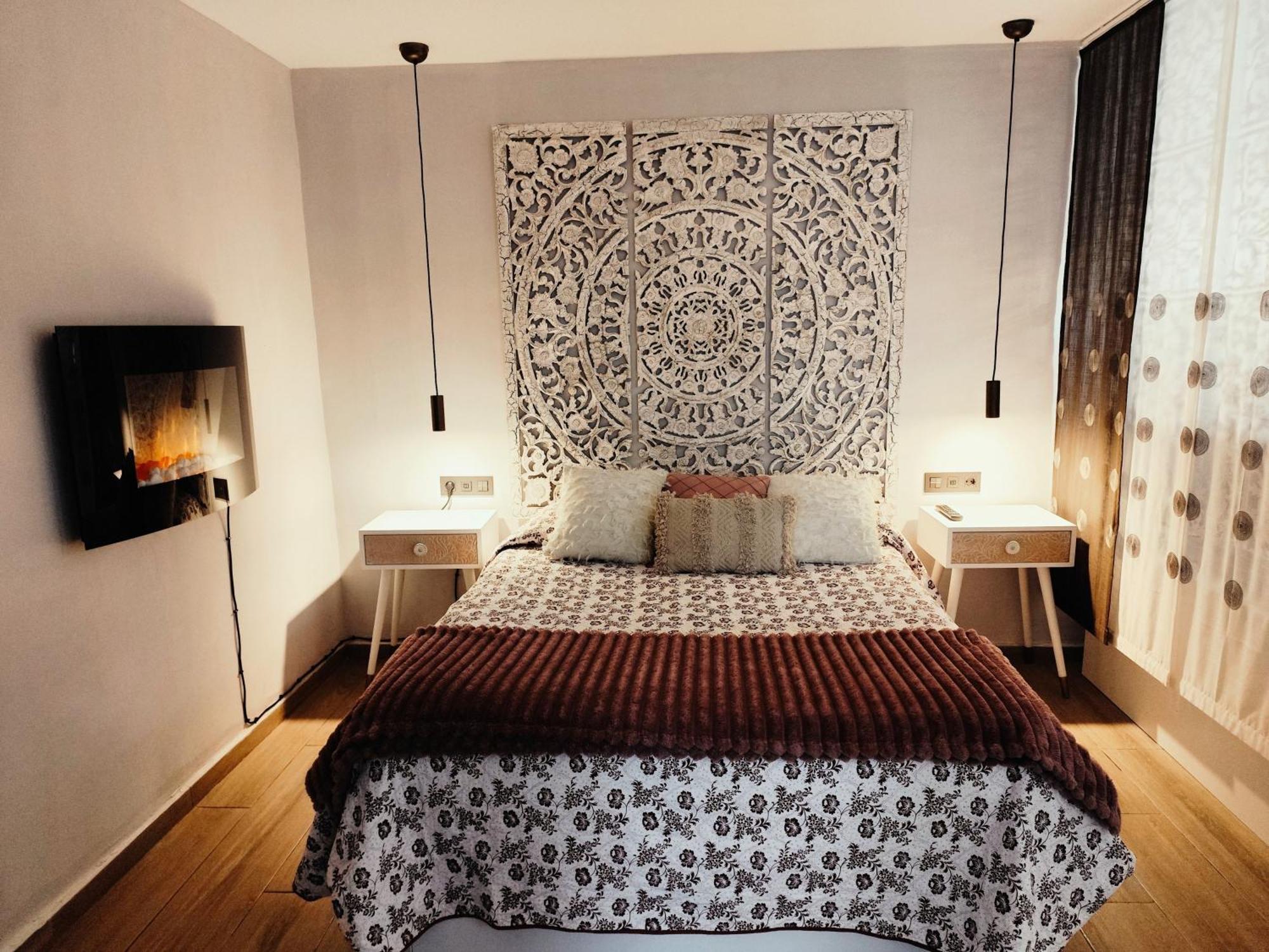 Apartamentos De La Haya & Suite Con Jacuzzi, Junto Al Teatro Romano Mérida Exterior photo
